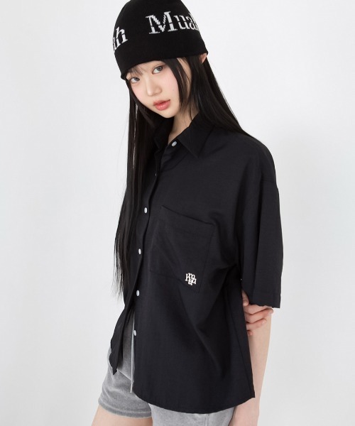 ブラウス シャツ A'GEM/9 × .kom 「muah muah/ムーアムーア」LOOSE FIT TWO POCKET HALF SHIRT/ル A'GEM/9 × .kom 『muah muah/ムーアムーア』LOOSE FIT TWO