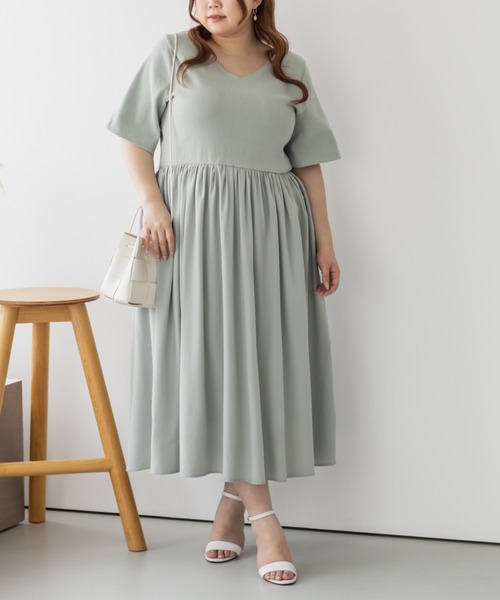 CLETTE(クレット)の「前後2WAYドッキングワンピース(ワンピース・レディース・ミント/ブラック/チャコールグレー・LL/3L/4L)」の1枚目の写真