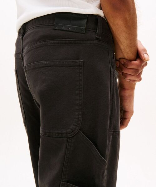 tommy jeans(トミー ジーンズ)の「カーペンターパンツ(チノパンツ・メンズ・ブラック/ブラウン・36inch/28inch/30inch/32inch/34inch)」の5枚目の写真