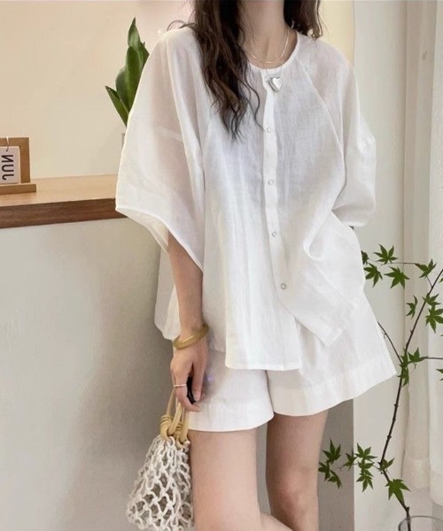 Beststore(ベストストア)の「ナチュラル 無地 トップス シャツブラウス レディース(シャツ/ブラウス・レディース・ホワイト/パープル/ネイビー・FREE)」の9枚目の写真