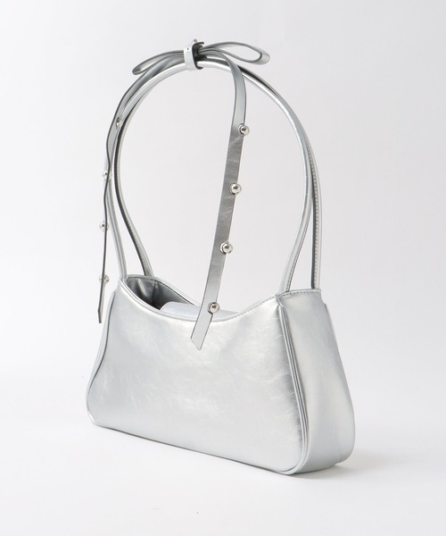 Three Four Time（ｽﾘｰﾌｫｰﾀｲﾑ）の「【Casselini】肩リボンエナメルバッグ（ショルダーバッグ・レディース・ブラック/シルバー/レッド・FREE）」の20枚目の写真