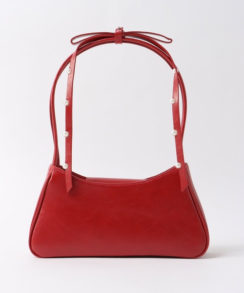 Three Four Time（ｽﾘｰﾌｫｰﾀｲﾑ）の「【Casselini】肩リボンエナメルバッグ（ショルダーバッグ・レディース・ブラック/シルバー/レッド・FREE）」の16枚目の写真