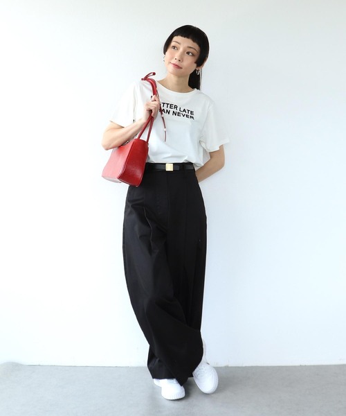 Three Four Time（ｽﾘｰﾌｫｰﾀｲﾑ）の「【Casselini】肩リボンエナメルバッグ（ショルダーバッグ・レディース・ブラック/シルバー/レッド・FREE）」の8枚目の写真