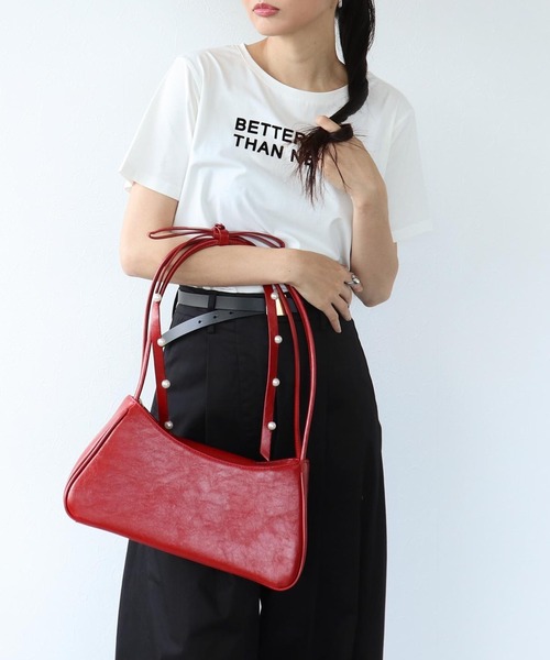 Three Four Time（ｽﾘｰﾌｫｰﾀｲﾑ）の「【Casselini】肩リボンエナメルバッグ（ショルダーバッグ・レディース・ブラック/シルバー/レッド・FREE）」の7枚目の写真