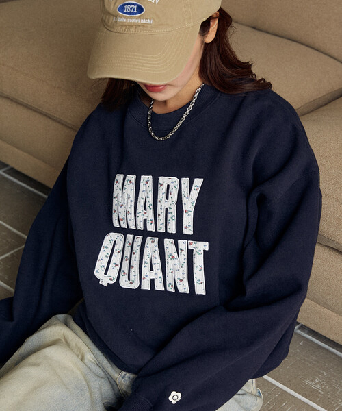 PUBLUX(パブリュクス)の「MARY QUANT × PUBLUX/マリークワント 花ワッフル ロゴスウェット 限定展開(スウェット・レディース・チャコールグレー/アッシュグレー/ブラウン/ネイビー・フリ-)」の21枚目の写真
