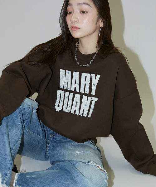 PUBLUX(パブリュクス)の「MARY QUANT × PUBLUX/マリークワント 花ワッフル ロゴスウェット 限定展開(スウェット・レディース・チャコールグレー/アッシュグレー/ブラウン/ネイビー・フリ-)」の19枚目の写真