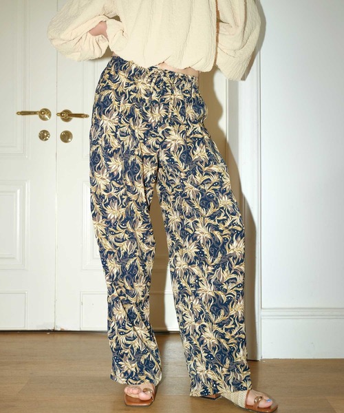 OSYAREVO（オシャレボ）の「カバーアップ リゾート ワイドパンツ 体型カバー レディース（ラッシュガード・レディース・ネイビー/ブラック/ブラック系その他・MEDIUM）」の3枚目の写真