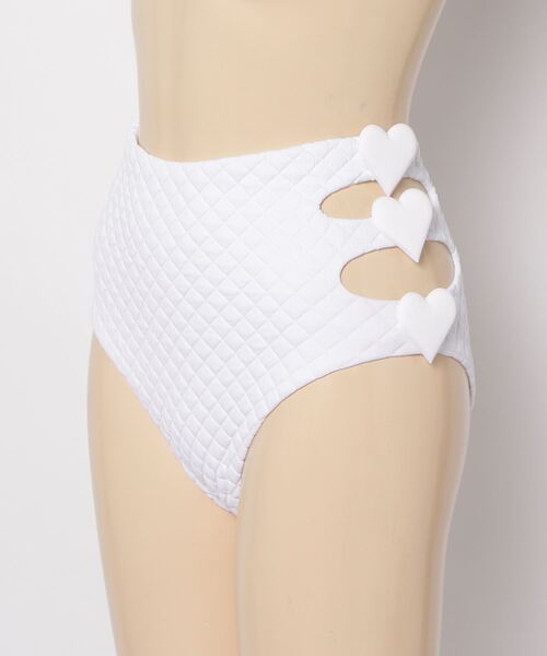 GUACAMOLE（ガカモレ）の「GUACAMOLE QUILT HEART TWO HOLES BOTTOM（水着・レディース・ブラック・SMALL）」の2枚目の写真