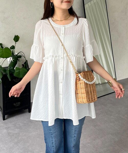 prose verse(プロズヴェール)の「パールボタンフレアスリーブギャザーペプラムブラウス(シャツ/ブラウス・レディース・ブラック/オフホワイト・LARGE/MEDIUM)」の1枚目の写真