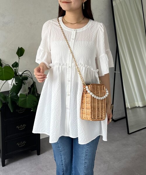 prose verse(プロズヴェール)の「パールボタンフレアスリーブギャザーペプラムブラウス(シャツ/ブラウス・レディース・ブラック/オフホワイト・LARGE/MEDIUM)」の5枚目の写真