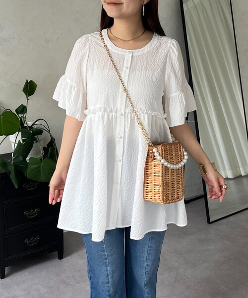 prose verse(プロズヴェール)の「パールボタンフレアスリーブギャザーペプラムブラウス(シャツ/ブラウス・レディース・ブラック/オフホワイト・LARGE/MEDIUM)」の6枚目の写真