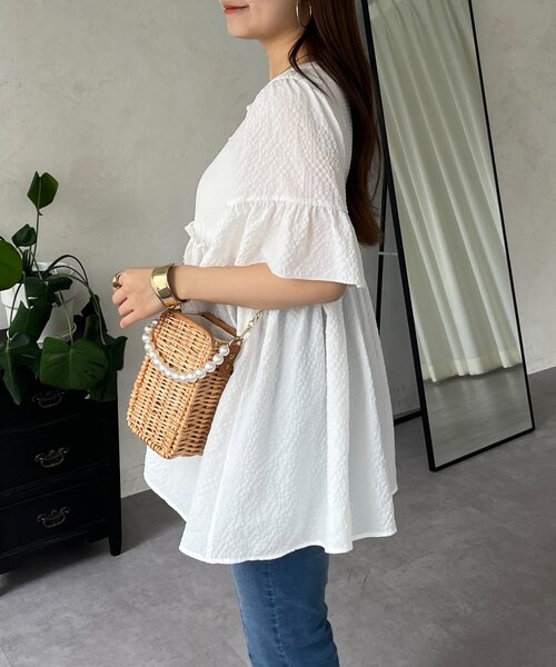 prose verse(プロズヴェール)の「パールボタンフレアスリーブギャザーペプラムブラウス(シャツ/ブラウス・レディース・ブラック/オフホワイト・LARGE/MEDIUM)」の7枚目の写真