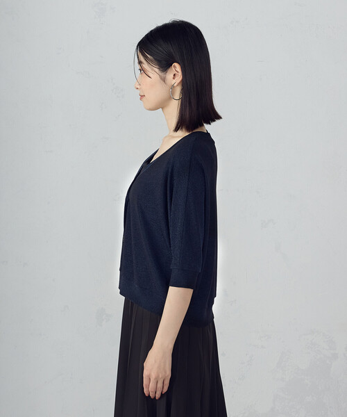 COMME CA ISM(コムサイズム)の「クロップド ラメ ドルマンシルエット カーディガン(カーディガン/ボレロ・レディース・ネイビー/グレー/ブラック・MEDIUM/LARGE)」の16枚目の写真