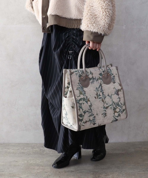 Cepica（セピカ）の「ジャガードスクエアトート（トートバッグ・レディース・ブラック/ホワイト・FREE）」の4枚目の写真