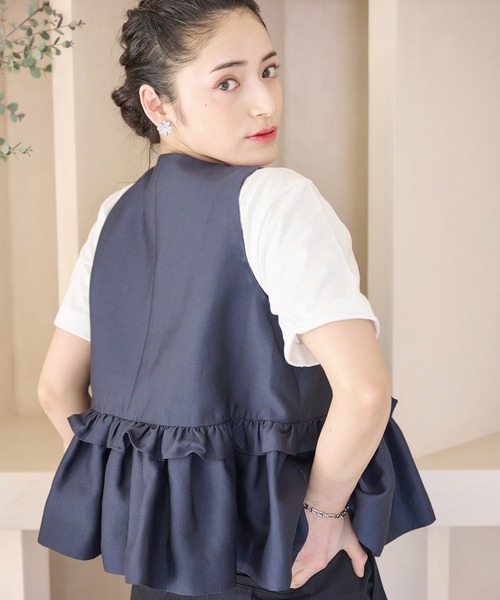Chesty(チェスティー)の「フラワーモチーフジレ(ベスト・レディース・ブルー/オフホワイト/ネイビー・1/0)」の9枚目の写真