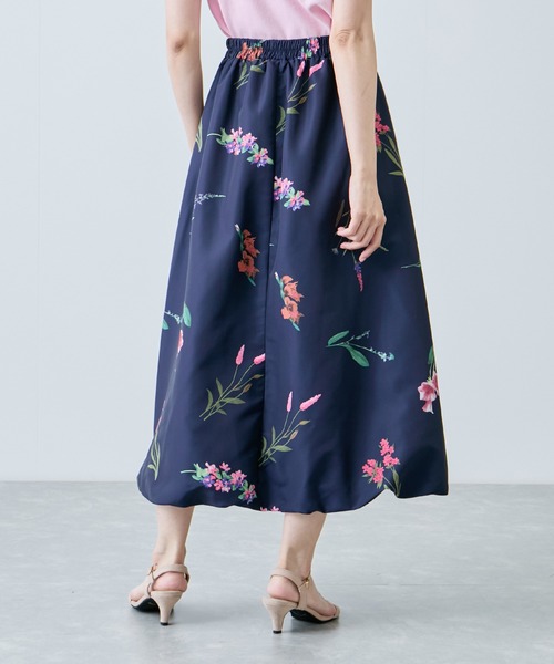 Jayro（ジャイロ）の「とばし花プリントフレアースカート（スカート・レディース・ネイビー/オフホワイト/ブラック・M）」の6枚目の写真