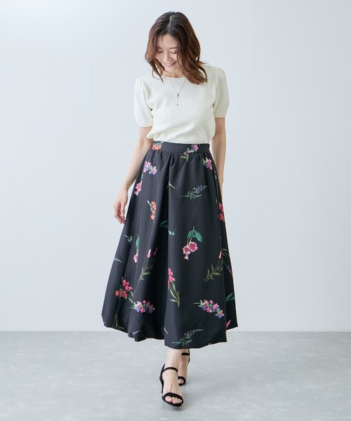 Jayro（ジャイロ）の「とばし花プリントフレアースカート（スカート・レディース・ネイビー/オフホワイト/ブラック・M）」の13枚目の写真
