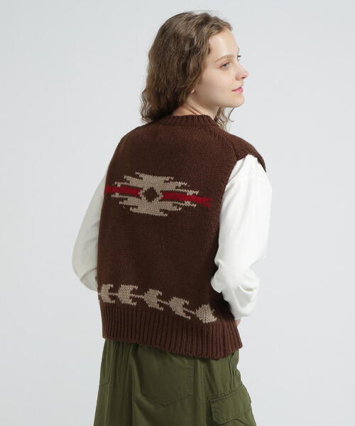 AVIREX（アヴィレックス）の「《直営店限定》PATTERN KINT VEST/パターンニットベスト（ベスト・レディース・ブラウン/アイボリー・F）」の20枚目の写真