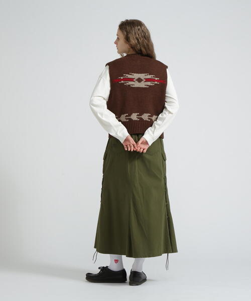 AVIREX（アヴィレックス）の「《直営店限定》PATTERN KINT VEST/パターンニットベスト（ベスト・レディース・ブラウン/アイボリー・F）」の21枚目の写真