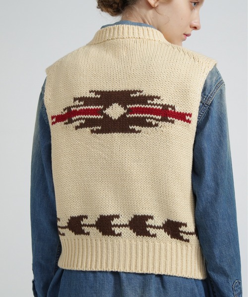 AVIREX（アヴィレックス）の「《直営店限定》PATTERN KINT VEST/パターンニットベスト（ベスト・レディース・ブラウン/アイボリー・F）」の10枚目の写真