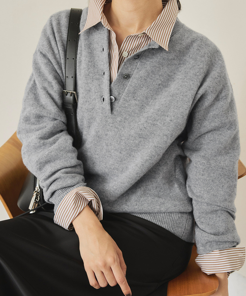 SLOBE IENA（スローブイエナ）の「echecs ヘンリープルオーバー