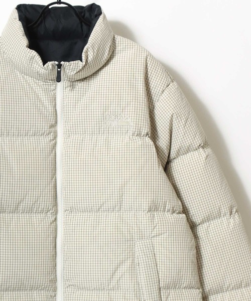 FIRST DOWN（ファーストダウン）の「FIRST DOWN/ファーストダウン GRARH CHECK BUBBLE DOWN JACKET/グラフチェックバブルダウンジャケット/2WAYリバーシブル/レディース メンズ（ダウンジャケット/コート・メンズ・ブラック/ホワイト・M/L/XL）」の2枚目の写真