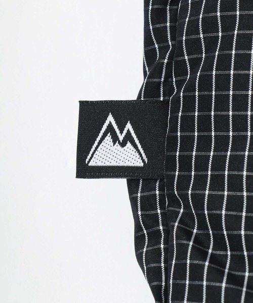 FIRST DOWN（ファーストダウン）の「FIRST DOWN/ファーストダウン GRARH CHECK BUBBLE DOWN JACKET/グラフチェックバブルダウンジャケット/2WAYリバーシブル/レディース メンズ（ダウンジャケット/コート・メンズ・ブラック/ホワイト・M/L/XL）」の22枚目の写真