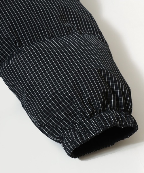 FIRST DOWN（ファーストダウン）の「FIRST DOWN/ファーストダウン GRARH CHECK BUBBLE DOWN JACKET/グラフチェックバブルダウンジャケット/2WAYリバーシブル/レディース メンズ（ダウンジャケット/コート・メンズ・ブラック/ホワイト・M/L/XL）」の20枚目の写真