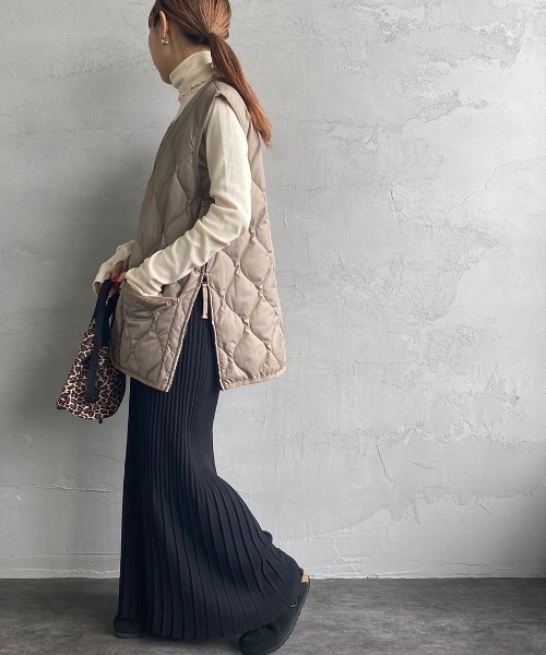 WEB限定】[TAION/タイオン] MILITARY Vネック キルティングダウン