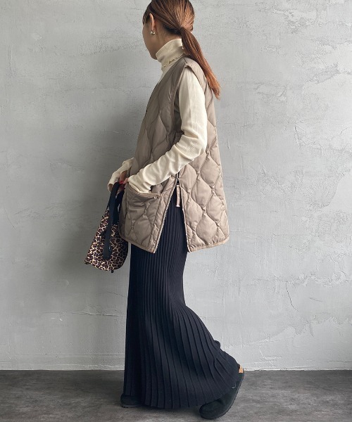 WEB限定】[TAION/タイオン] MILITARY Vネック キルティングダウン