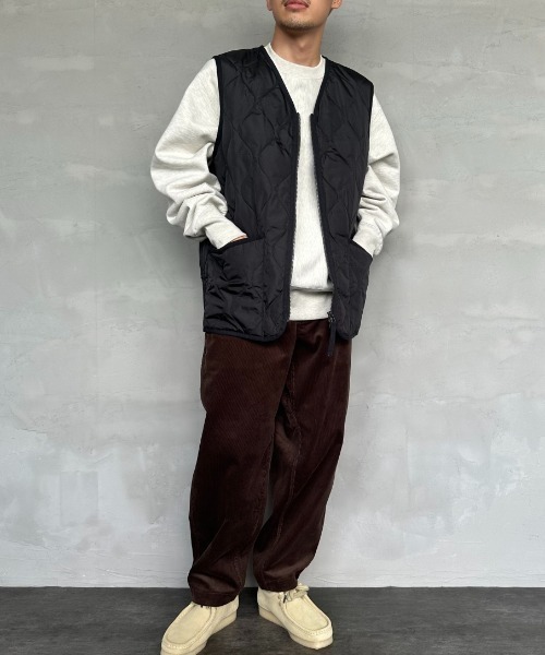 TAION（タイオン）の「【WEB限定】[TAION/タイオン] MILITARY Vネック キルティングダウンベスト（ダウンベスト・レディース・オリーブ/ブラック/モカ・M/XL/L）」の6枚目の写真