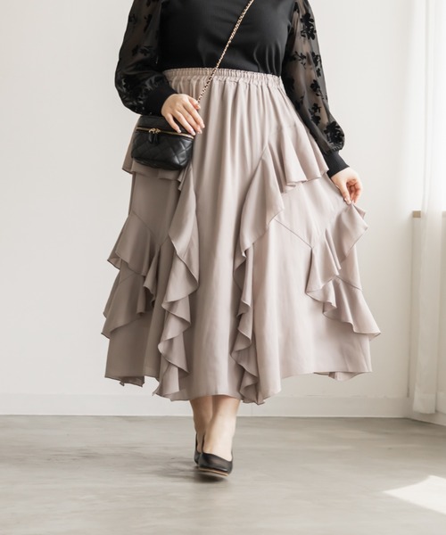 CLETTE(クレット)の「CLETTEオリジナルラッフルロングスカート(スカート・レディース・グレイッシュベージュ/ブラック/オフホワイト・LL/4L/3L)」の14枚目の写真