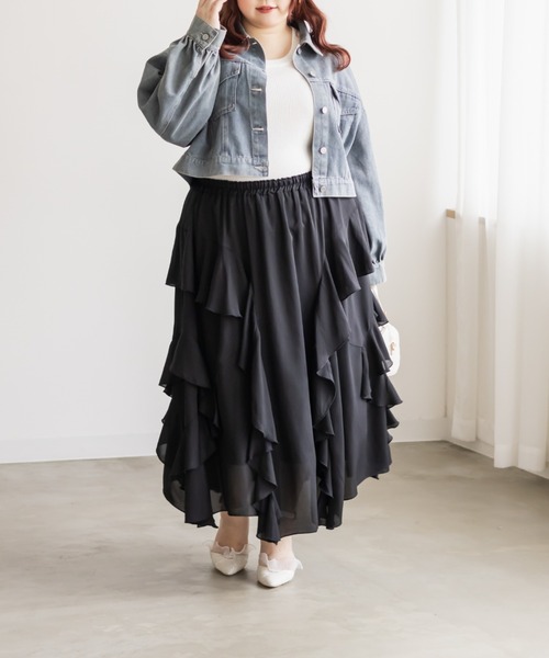 CLETTE(クレット)の「CLETTEオリジナルラッフルロングスカート(スカート・レディース・グレイッシュベージュ/ブラック/オフホワイト・LL/4L/3L)」の9枚目の写真