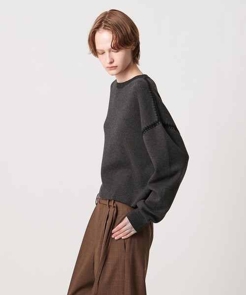 AEWEN MATOPH（イウエン マトフ）の「＜AEWEN MATOPH＞コットンカシミヤ クラムステッチニット（ニット/セーター・レディース・ダークグレー/ライラック/ナチュラル・FREE）」の5枚目の写真