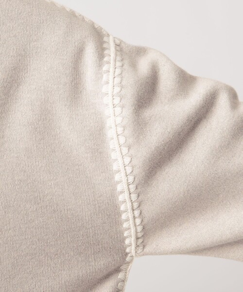 AEWEN MATOPH（イウエン マトフ）の「＜AEWEN MATOPH＞コットンカシミヤ クラムステッチニット（ニット/セーター・レディース・ダークグレー/ライラック/ナチュラル・FREE）」の9枚目の写真