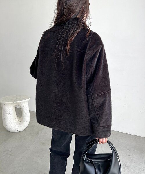 カプリシュレマージュ　ホースファーハーフコート CAPRICIEUX LE'MAGE（カプリシューレマージュ）の「ホースファーハーフ