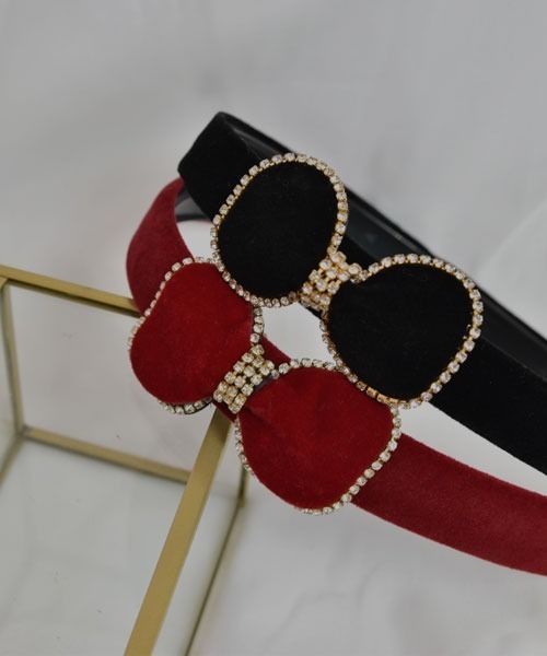 VIBGYOR Women（ヴィブジョー　ウィメン）の「【resonance】ベロア リボン×ストーン  クラシカルデザイン カチューシャ（カチューシャ・レディース・ワインレッド/ブラック・FREE）」の7枚目の写真