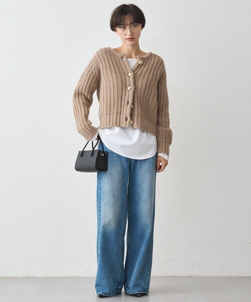LOUNGEDRESS（ラウンジドレス）の「ゴールドボタンニットカーデ（ニット/セーター・レディース・ベージュ/ネイビー・FREE）」の11枚目の写真
