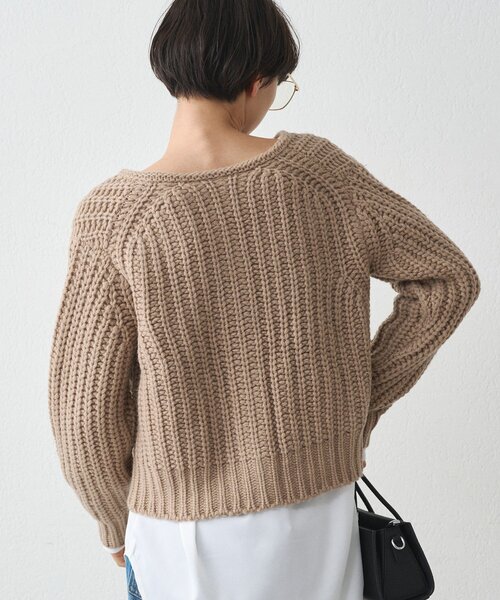 LOUNGEDRESS（ラウンジドレス）の「ゴールドボタンニットカーデ（ニット/セーター・レディース・ベージュ/ネイビー・FREE）」の17枚目の写真