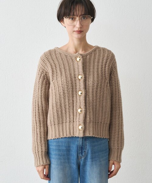 LOUNGEDRESS（ラウンジドレス）の「ゴールドボタンニットカーデ（ニット/セーター・レディース・ベージュ/ネイビー・FREE）」の10枚目の写真