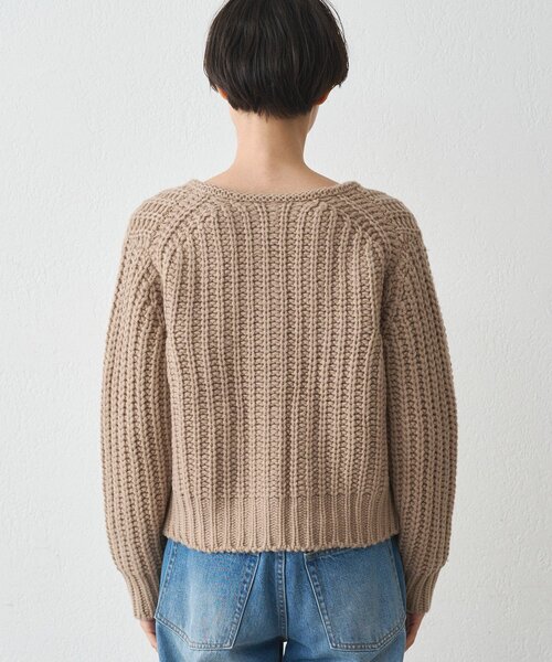 LOUNGEDRESS（ラウンジドレス）の「ゴールドボタンニットカーデ（ニット/セーター・レディース・ベージュ/ネイビー・FREE）」の21枚目の写真