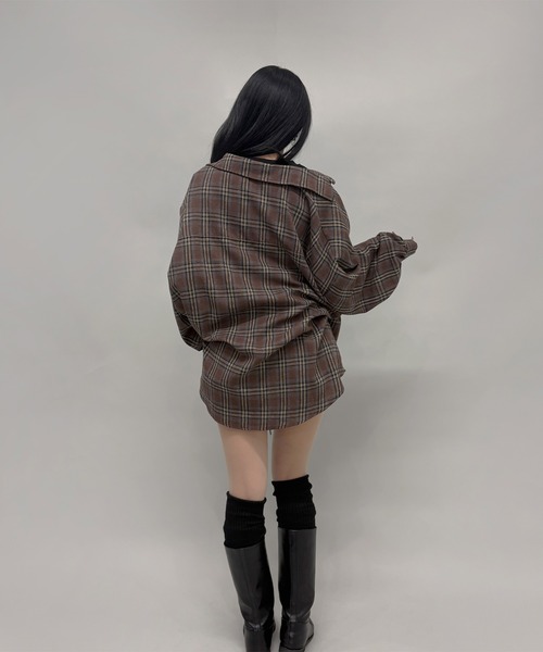 FOLLOWIN(フォロウィン)の「ユニセックスY2Kスタイルビッグシルエットチェックシャツ(シャツ/ブラウス・レディース・ブラック/ブラウン・FREE)」の12枚目の写真