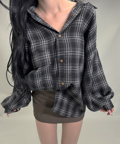 FOLLOWIN(フォロウィン)の「ユニセックスY2Kスタイルビッグシルエットチェックシャツ(シャツ/ブラウス・レディース・ブラック/ブラウン・FREE)」の22枚目の写真