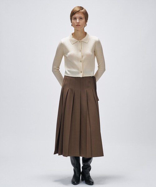 cloenc（クロエンス）の「【手洗い可】シルクカシミヤ混ポロニットカーディガン（カーディガン/ボレロ・レディース・ブラック系8/グレー系4/ホワイト系9/ブラウン系8・02）」の5枚目の写真