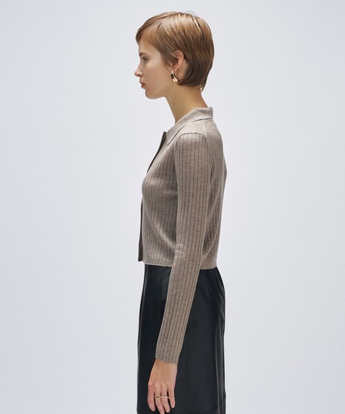 cloenc（クロエンス）の「【手洗い可】シルクカシミヤ混ポロニットカーディガン（カーディガン/ボレロ・レディース・ブラック系8/グレー系4/ホワイト系9/ブラウン系8・02）」の12枚目の写真