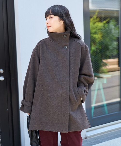 FREAK'S STORE(フリークスストア)の「ウーリー ハイネック テントラインミドルコート(ステンカラーコート・レディース・ブラック/ブラウン/キャメル/ネイビー・フリ-)」の9枚目の写真