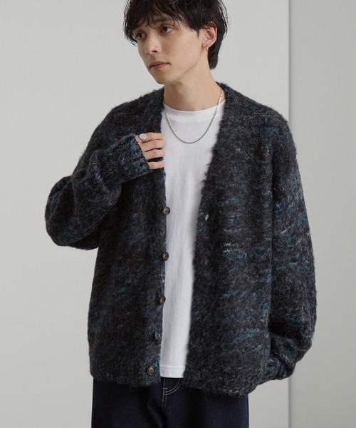 MONO-MART(モノマート)の「ミックスカラー オーバーサイズ シャギーニット カーディガン(カーディガン/ボレロ・メンズ・レッド系/ブラウン系/ブルー系/ブラック系/ネイビー系/グレー系・L/M/S)」の11枚目の写真