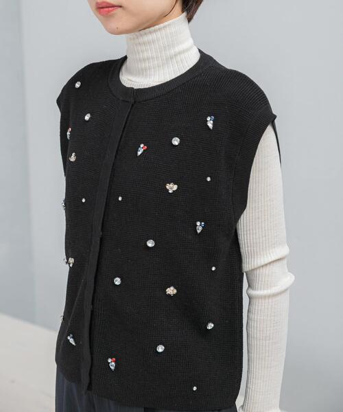 セール】ビジューニットベスト（ニット/セーター）｜URBAN RESEARCH