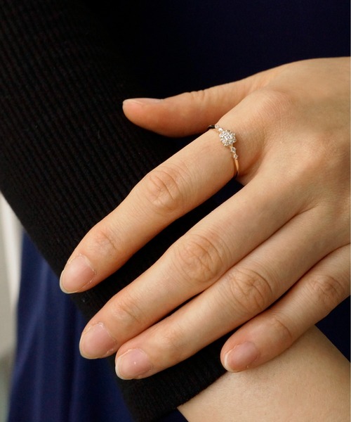 anq.(アンク)の「「anq.」K10・Quadrate 0.17ctダイヤモンド リング(リング・レディース・イエローゴールド・#11/#13)」の8枚目の写真