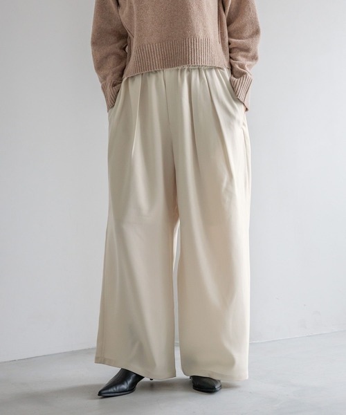 LOWRYS FARM（ローリーズファーム）の「ウールライクイージーパンツ　580888（その他パンツ・レディース・アイボリー/ブラック/チャコールグレー/ブラウン・MEDIUM/LARGE）」の2枚目の写真